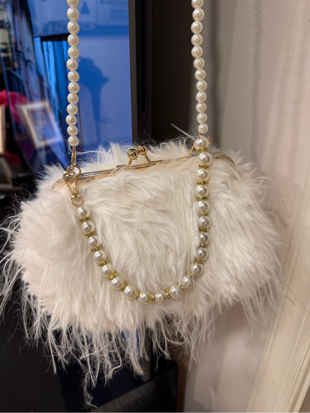 Faux Fur Pearl-Handle Shoulder Bag in White